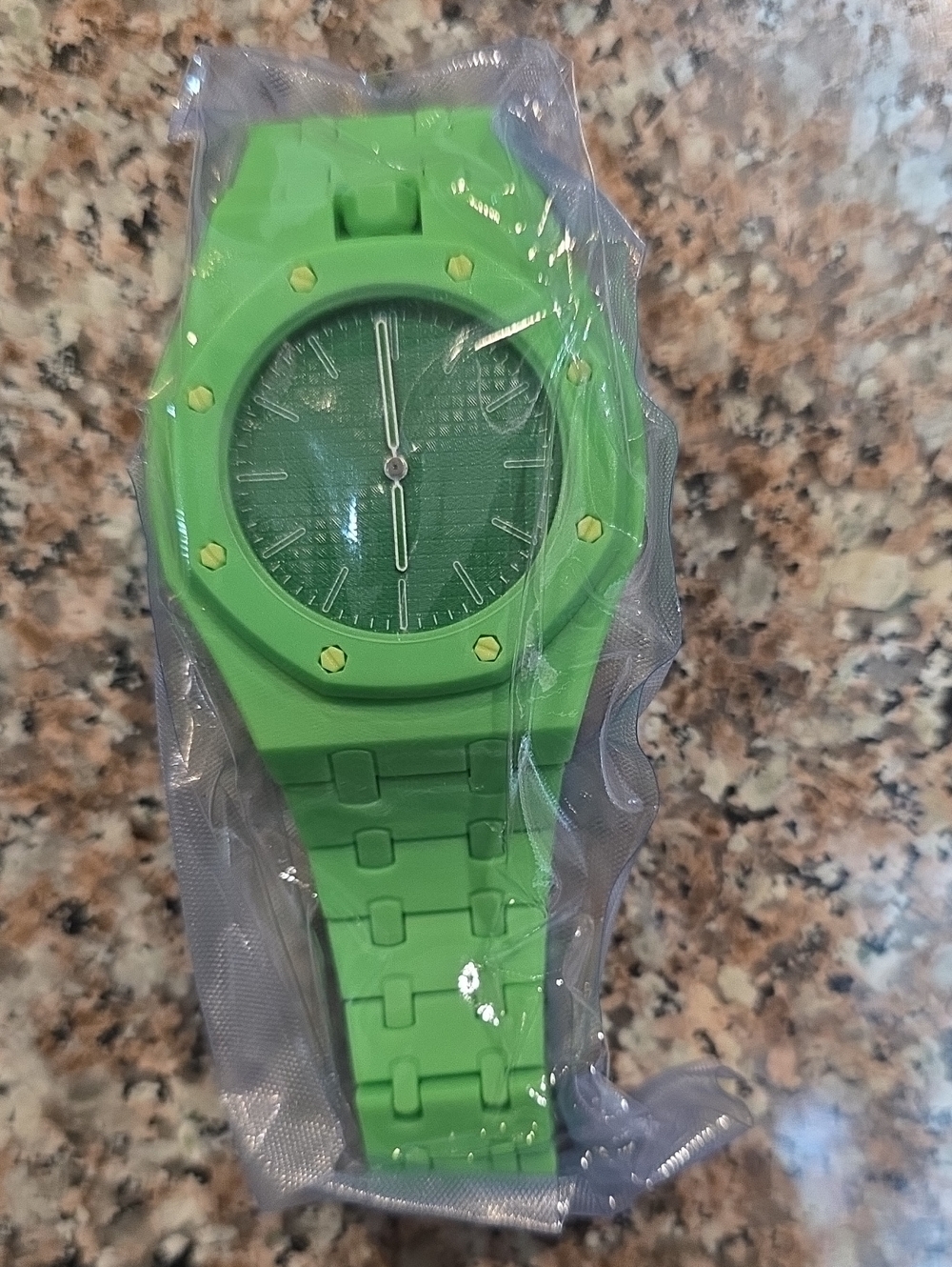 Green Silicone Fashion Watch - Unbranded